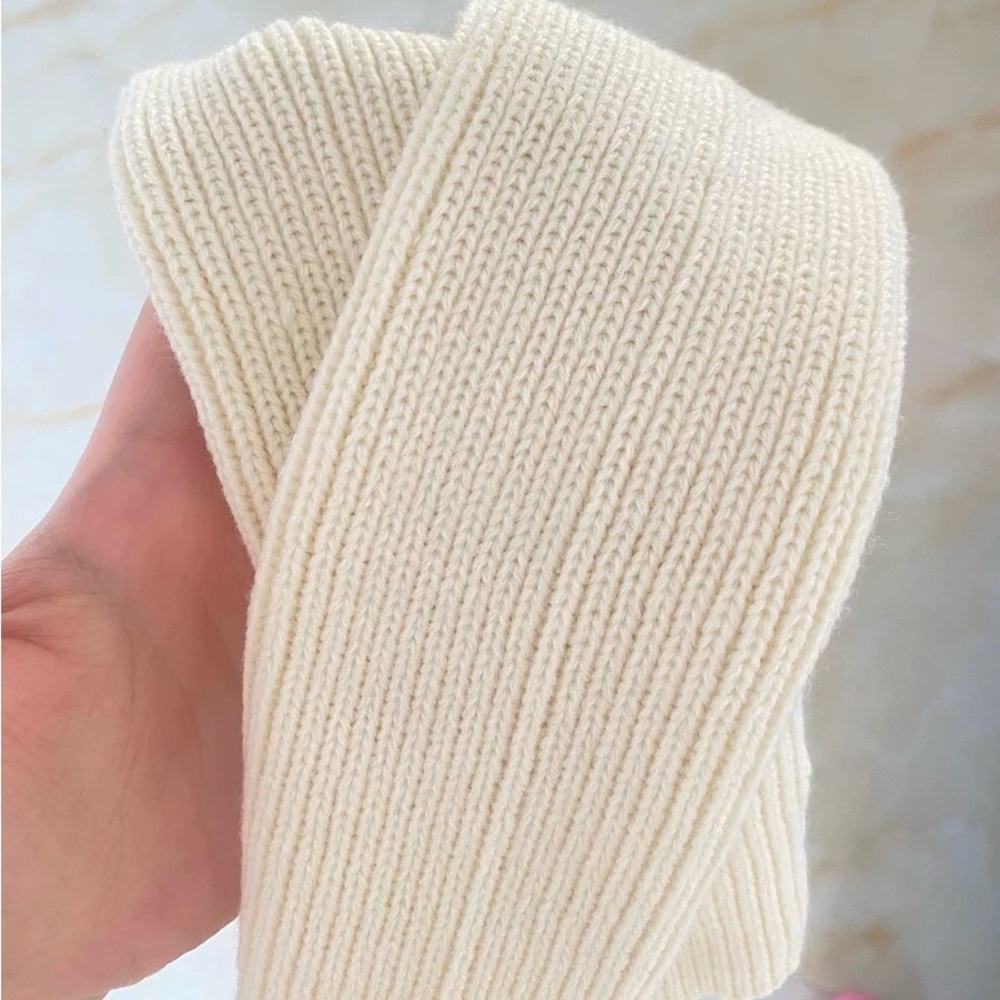 White Foot Stacking Socks - Picture 4 of 4